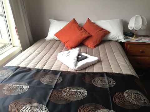 Oatlands Retreat - Accommodation Bookings 5