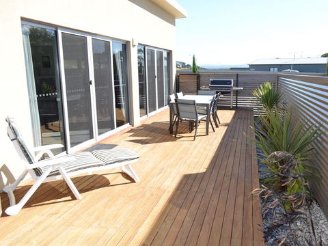 170 Hazards View - Unit 1 - Accommodation Bookings 0