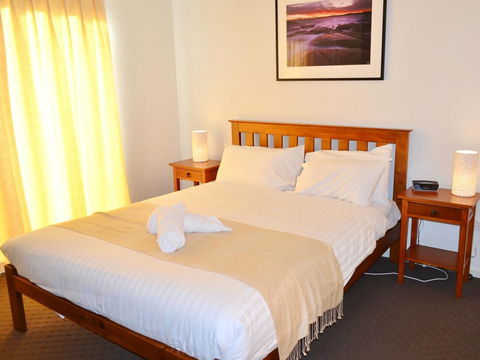 170 Hazards View - Unit 1 - Accommodation Bookings 7