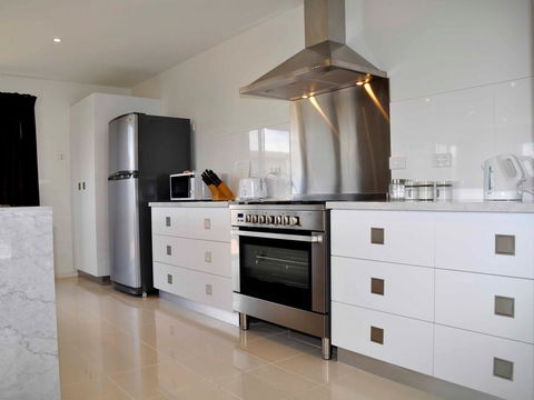 170 Hazards View - Unit 1 - Accommodation Bookings 6