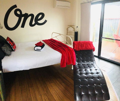 Apartment ONE - Accommodation Bookings 1