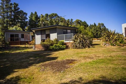 Little Norfolk Bay Events And Chalets - Accommodation Bookings 3