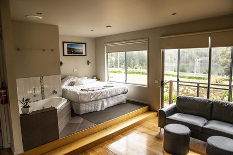 Little Norfolk Bay Events And Chalets - Accommodation Bookings 2