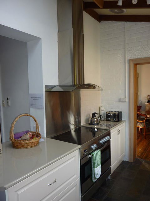 Eliza Cottage - Accommodation Bookings 6