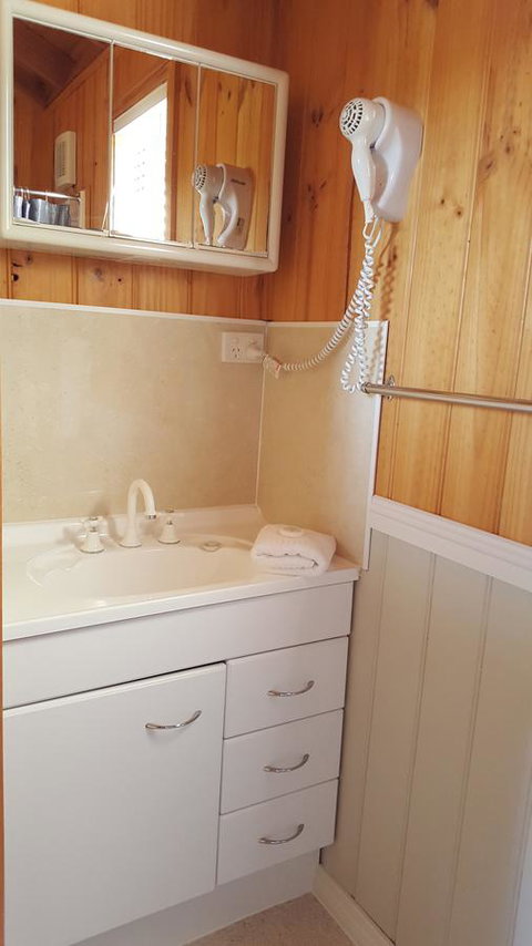 Hazelcreek Cottages - Accommodation Bookings 37