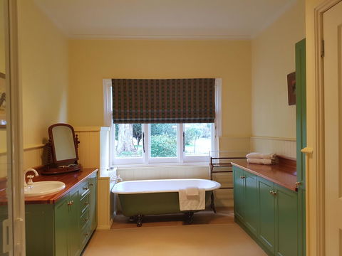 Wavestation - Accommodation Bookings 11