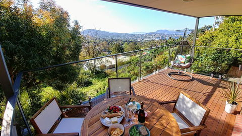 The View 2 Bed Unit With Stunning Hobart Outlook - Accommodation Bookings 3