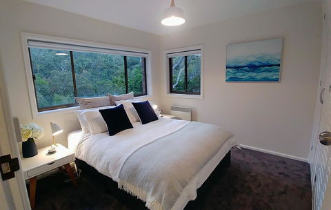 The View 2 Bed Unit With Stunning Hobart Outlook - Accommodation Bookings 5