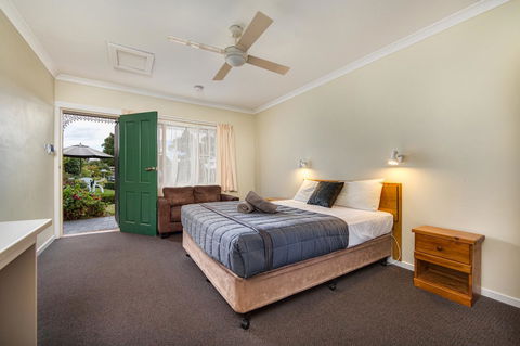 Wintersun Gardens Motel - Accommodation Bookings 42
