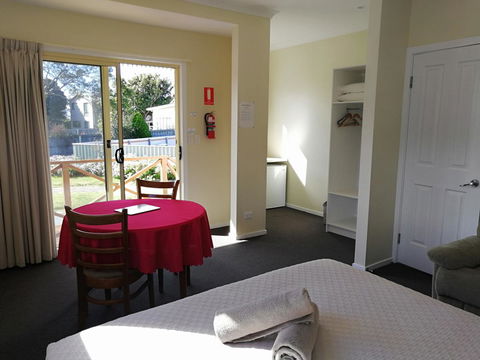 Wintersun Gardens Motel - Accommodation Bookings 8
