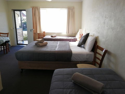 Wintersun Gardens Motel - Accommodation Bookings 12