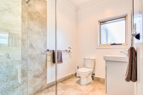 Wintersun Gardens Motel - Accommodation Bookings 16