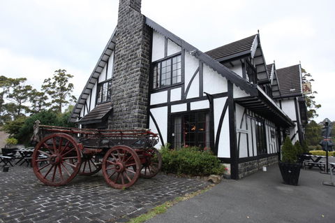 The Fox And Hounds Historic Hotel - Accommodation Bookings 26