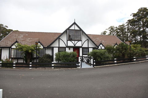 The Fox And Hounds Historic Hotel - Accommodation Bookings 22
