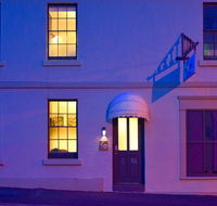 Lotus Gogh Apartment - Accommodation Bookings