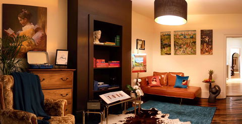 Lotus Gogh Apartment - Accommodation Bookings 1