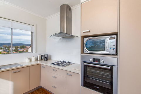 City Lights - Accommodation Bookings 9