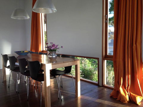 Holland House Bay Of Fires - Accommodation Bookings 2
