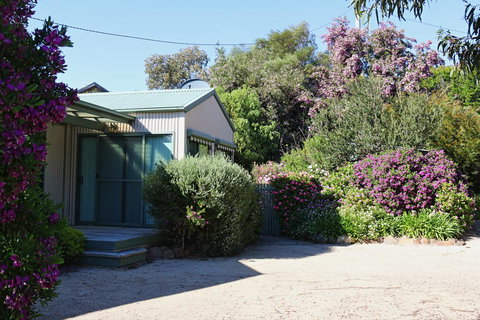 Hazards Beach House - Accommodation Bookings 0