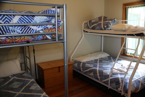 Hazards Beach House - Accommodation Bookings 11