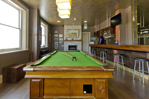 Deloraine Hotel - Accommodation Bookings 16