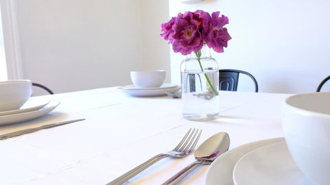 White House - Accommodation Bookings 7