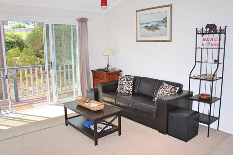 Front Row Beachfront - Accommodation Bookings 7
