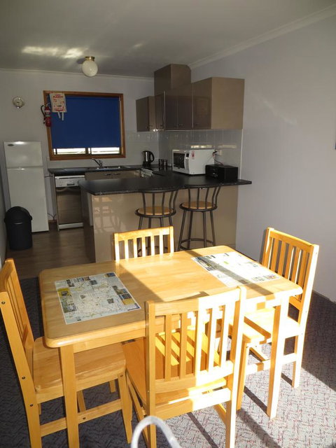 Orford Prosser Holiday Units - Accommodation Bookings 12