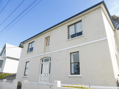 338 On Murray - Accommodation Bookings 11