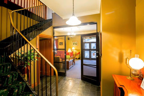 The Tasmanian Inn - Accommodation Bookings 34