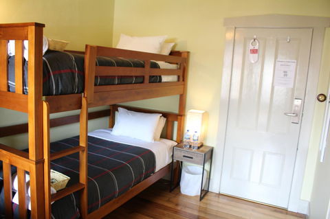 The Tasmanian Inn - Accommodation Bookings 23
