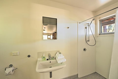 Freycinet Eco Luxe ~ Forest ~ Ocean ~ Mountain - Accommodation Bookings 17