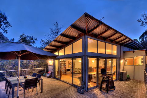 Freycinet Eco Luxe ~ Forest ~ Ocean ~ Mountain - Accommodation Bookings 0