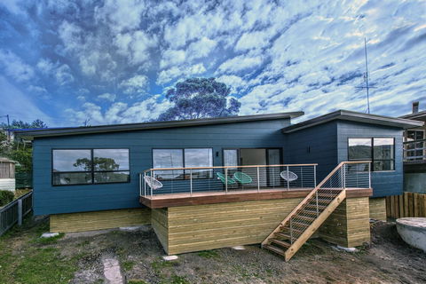 Dock Of The Bay - Accommodation Bookings 9