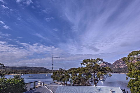 Dock Of The Bay - Accommodation Bookings 1