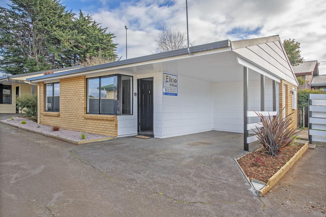 Montello TAS Accommodation Bookings