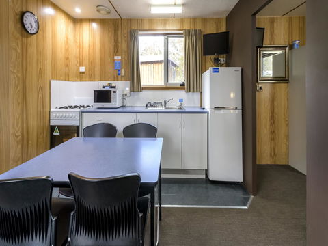 Discovery Parks - Cradle Mountain - Accommodation Bookings 15