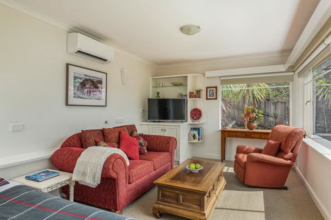 Moonrise View Apartment - Accommodation Bookings 1