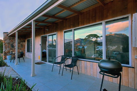 Freycinet Stone Studio 6 - Mica - Accommodation Bookings 5