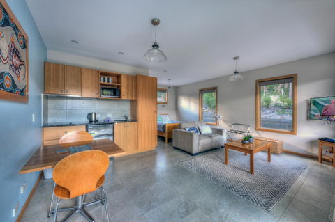 Freycinet Stone Studio 6 - Mica - Accommodation Bookings 2