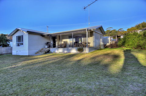 Muirs Beach Retreat - Accommodation Bookings 12
