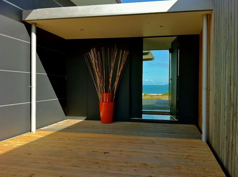Cloudy Bay Beach House - Accommodation Bookings 17