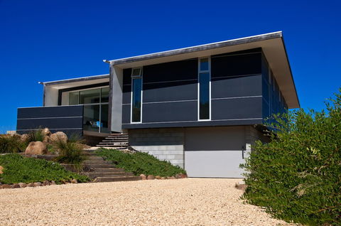 Cloudy Bay Beach House - Accommodation Bookings 2