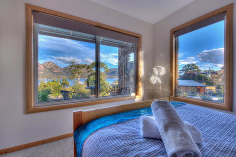 Freycinet Stone Studio 3 - Feldspar - Accommodation Bookings 1