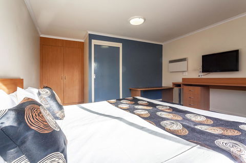 Black Buffalo - Accommodation Bookings 3
