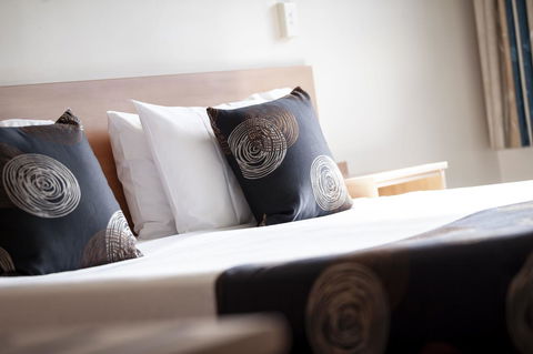Black Buffalo - Accommodation Bookings 5