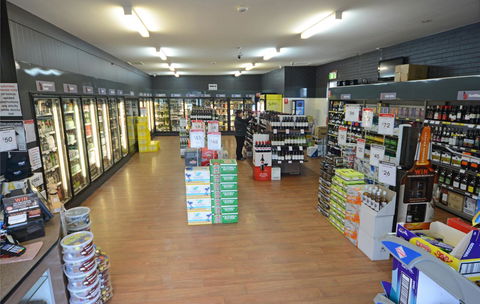 Bridge Hotel - Accommodation Bookings 23