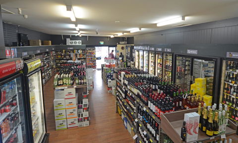 Bridge Hotel - Accommodation Bookings 24