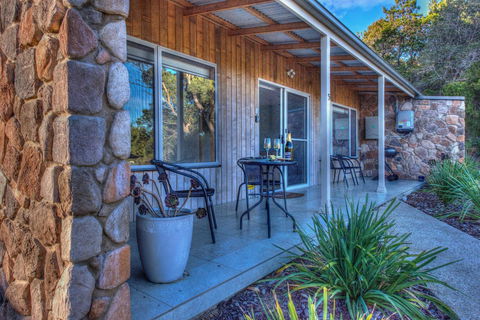 Freycinet Stone Studio 5 - Greystone - Accommodation Bookings 2