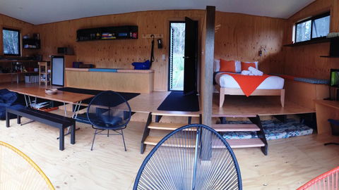 BAY OF FIRES ECO HUT Off Grid Experience At Binalong Bay - Accommodation Bookings 8